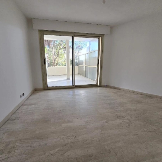  ANTIQUE IMMO NETWORK : Appartement | CANNES (06400) | 0 m2 | 143 000 € 