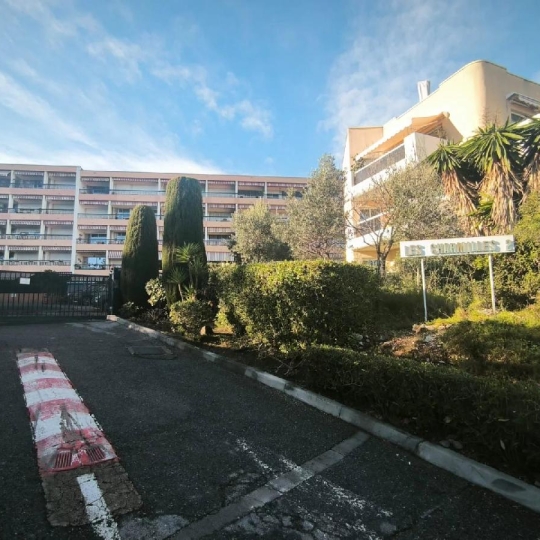  ANTIQUE IMMO NETWORK : Appartement | ROQUEBRUNE-CAP-MARTIN (06190) | 48 m2 | 310 000 € 