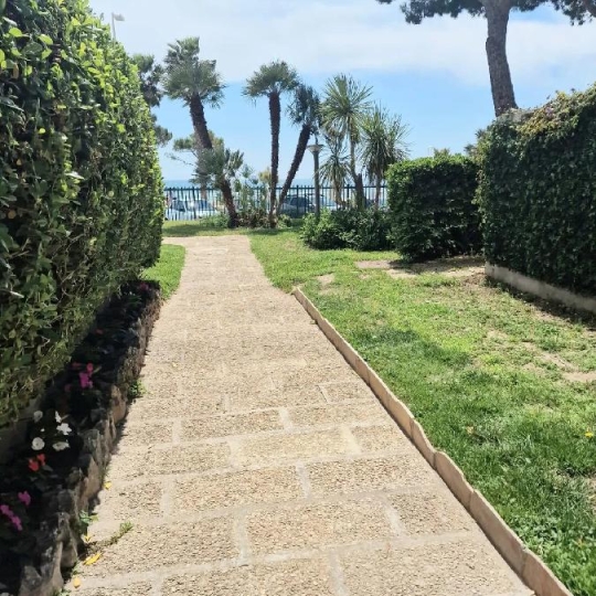  ANTIQUE IMMO NETWORK : Appartement | CANNES (06400) | 44 m2 | 398 000 € 