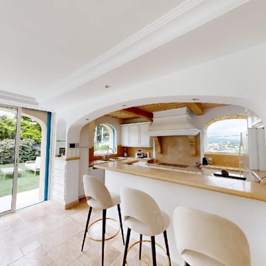 ANTIQUE IMMO NETWORK : Maison / Villa | CANNES (06400) | 200 m2 | 2 490 000 € 