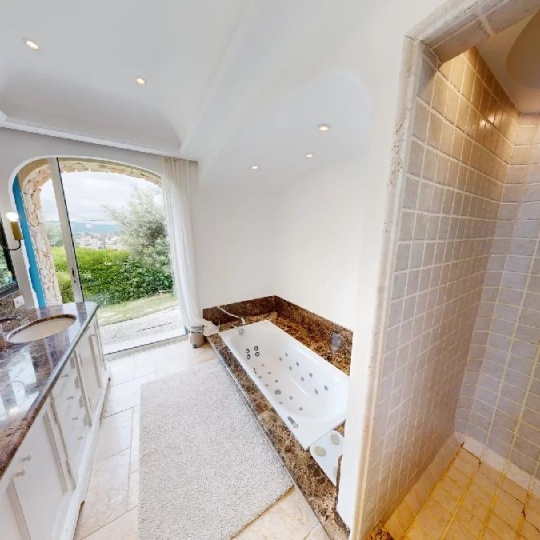  ANTIQUE IMMO NETWORK : Maison / Villa | CANNES (06400) | 200 m2 | 2 490 000 € 