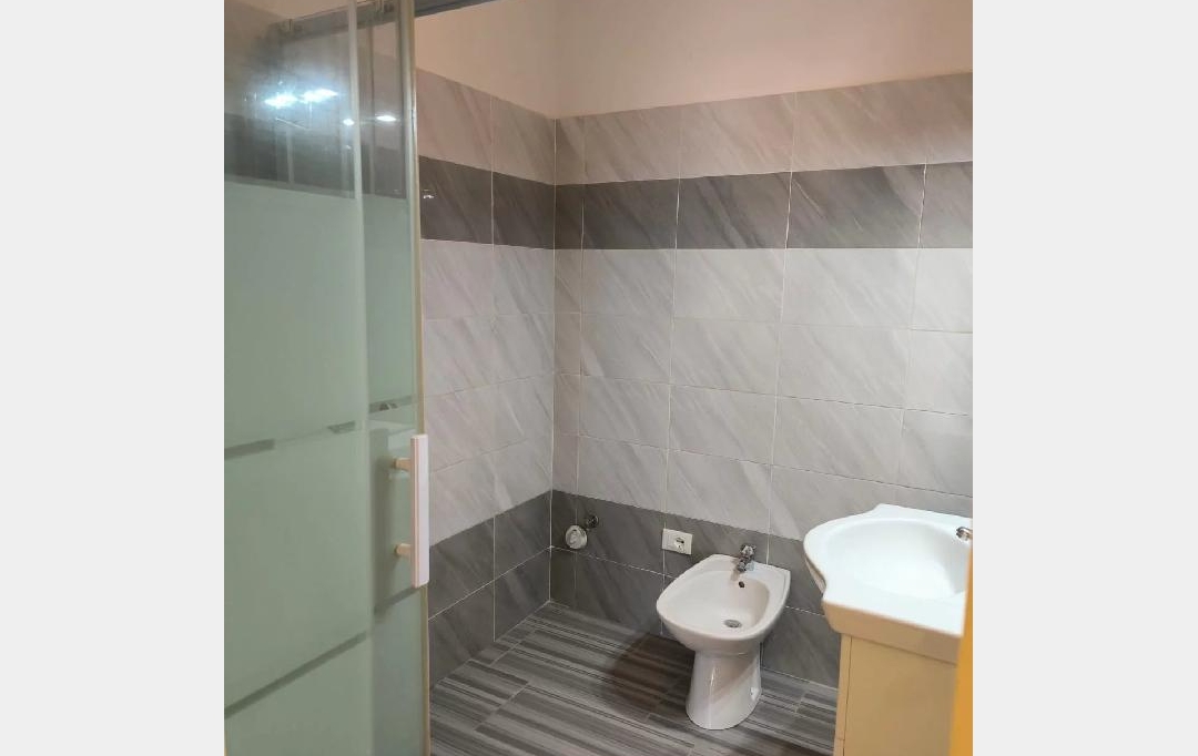 ANTIQUE IMMO NETWORK : Appartement | ROQUEBRUNE-CAP-MARTIN (06190) | 48 m2 | 310 000 € 