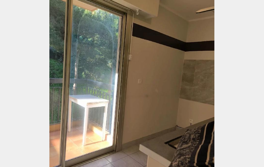ANTIQUE IMMO NETWORK : Appartement | ROQUEBRUNE-CAP-MARTIN (06190) | 48 m2 | 310 000 € 