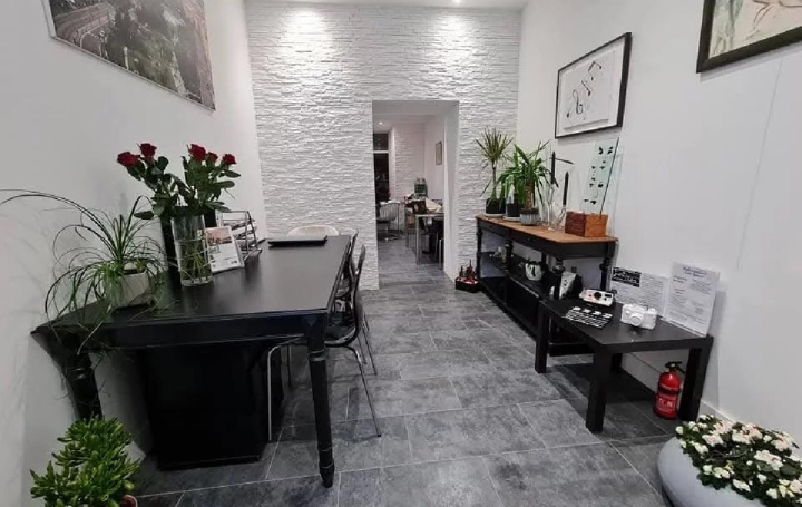 Local commercial NICE 28 m2 39 600 € Local commercial NICE 28 m2 39 600 €